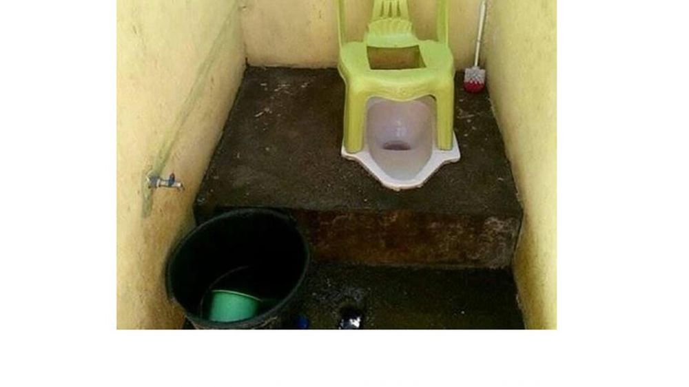 8 Penampakan WC ini nyeleneh abis bikin tepuk jidat 
