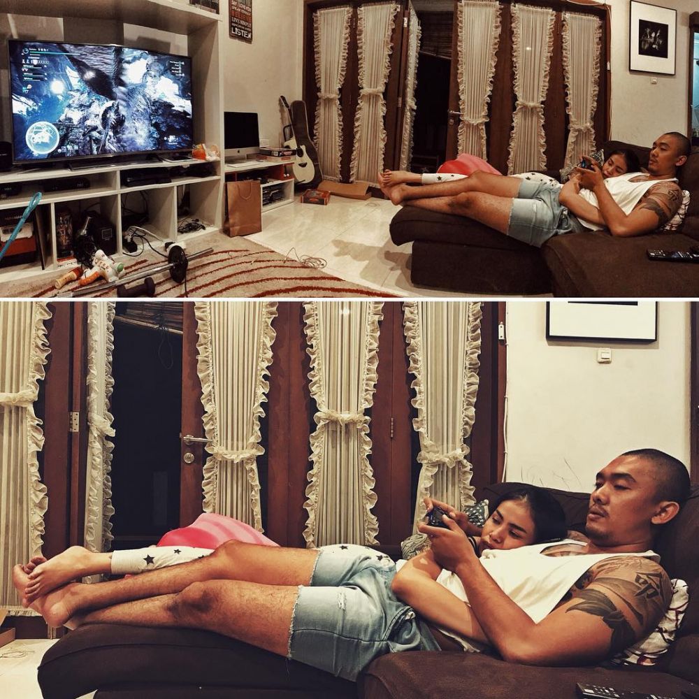 10 Potret mesra Uus & istri, bukti komedian juga bisa romantis