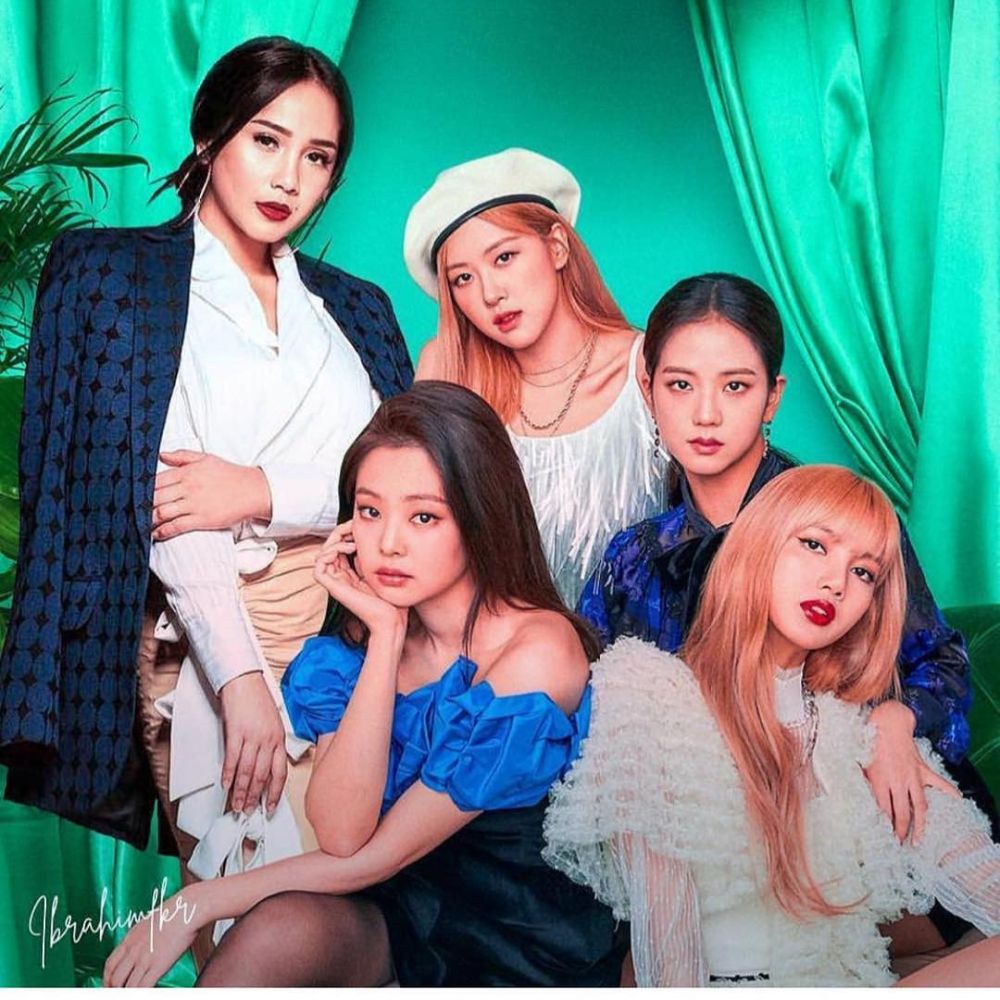 Foto editan lucu 7 seleb bareng artis idola, hasilnya kocak