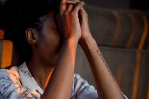 60 Kata-kata bucin galau, sedih,  dan bikin baper