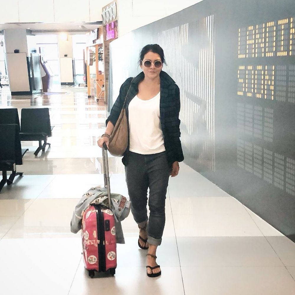 5 Cerita di balik Melanie Subono bagikan masker & hand sanitizer