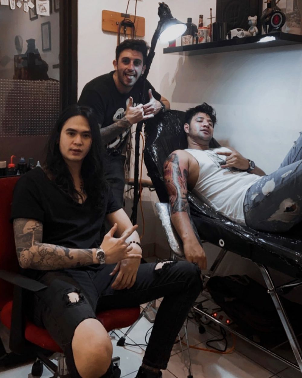 Pamer tato baru, gaya Ammar Zoni bikin salah fokus