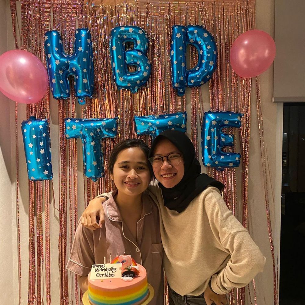 7 Potret kejutan ulang tahun ke-24 Gritte Agatha, so sweet!