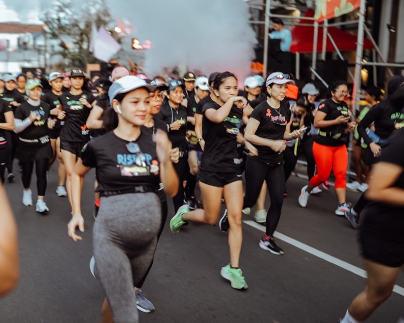 9 Potret Andien ikut lari 10 km saat hamil, memesona