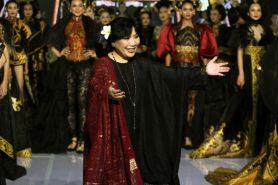 Angkat busana lawas, Anne Avantie tutup Palembang Fashion Week 2020