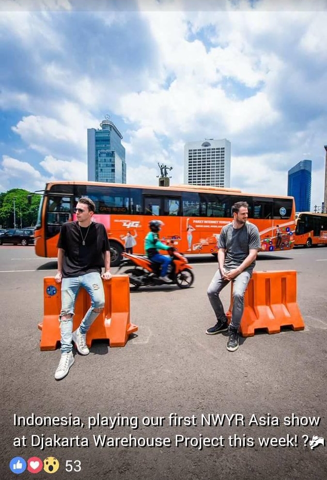 10 Momen lucu driver ojek online jadi photobomb, kocak