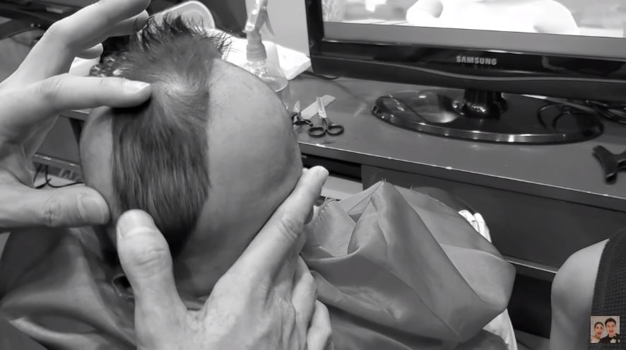 9 Potret Kiano Tiger Wong usai potong rambut lagi, makin nyentrik