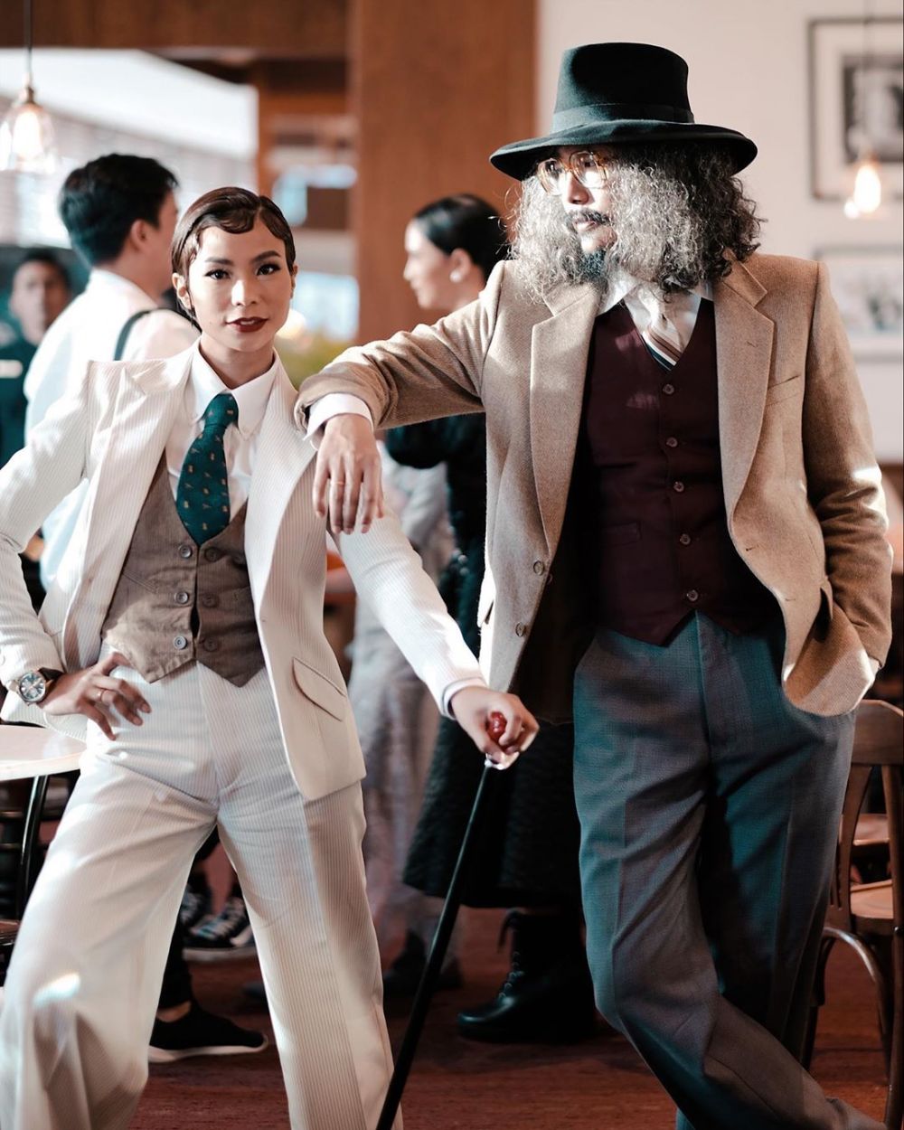 7 Potret Shareefa Daanish yang selalu tampil nyentrik dengan suami