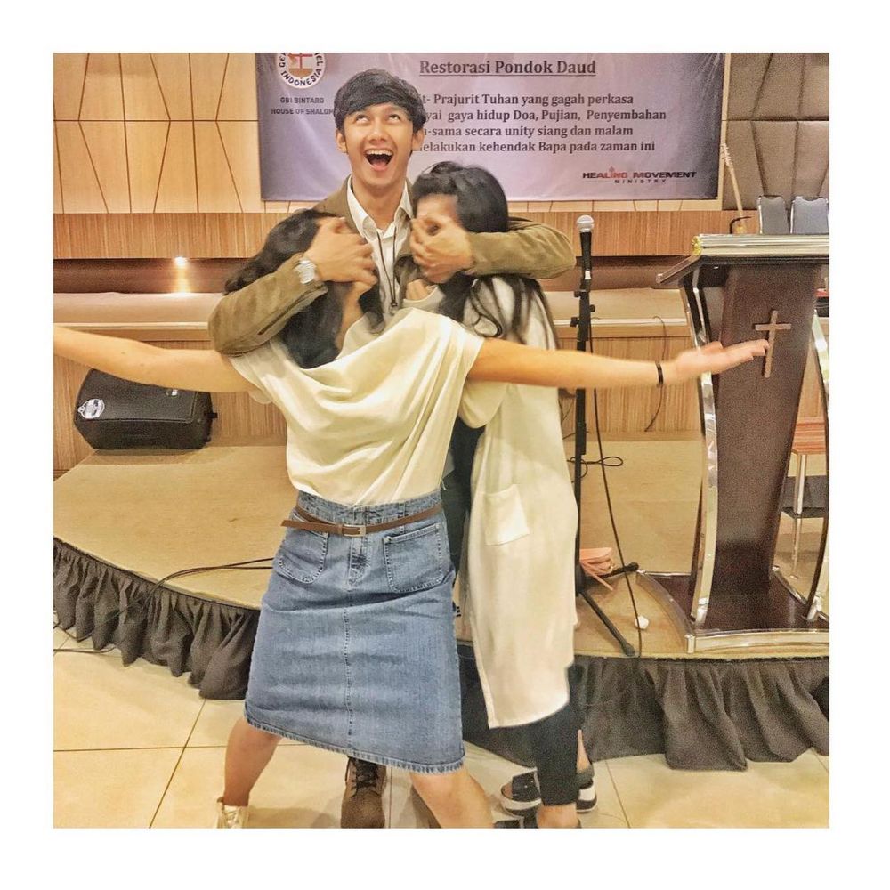 5 Momen akrab Felicya Angelista dengan saudara Caesar Hito