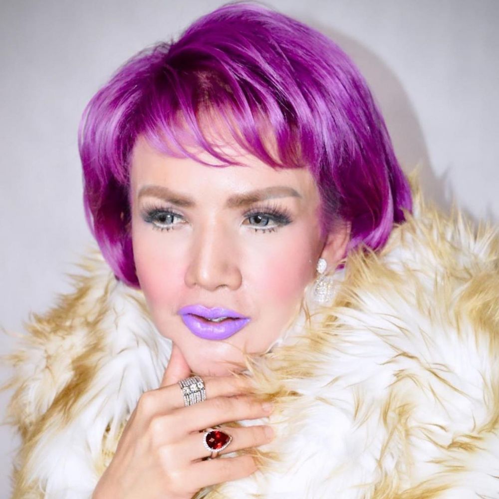 8 Potret rambut ungu Barbie Kumalasari, perubahannya manglingi