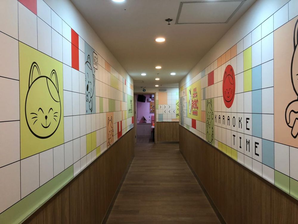 5 Fakta Manekineko, tempat karaoke asal Jepang yang Instagramable