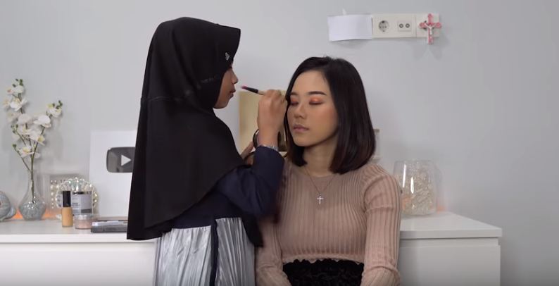 5 Potret artis dan beauty vlogger dirias MUA cilik Lovely Natasha