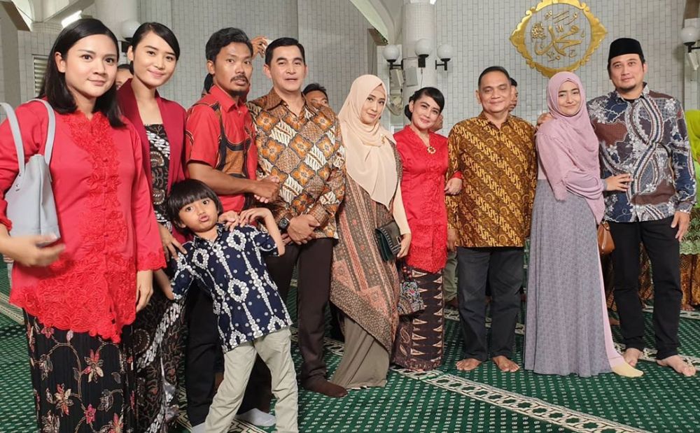 10 Potret pernikahan Bang Udin dan Uun di TOP, romantis abis