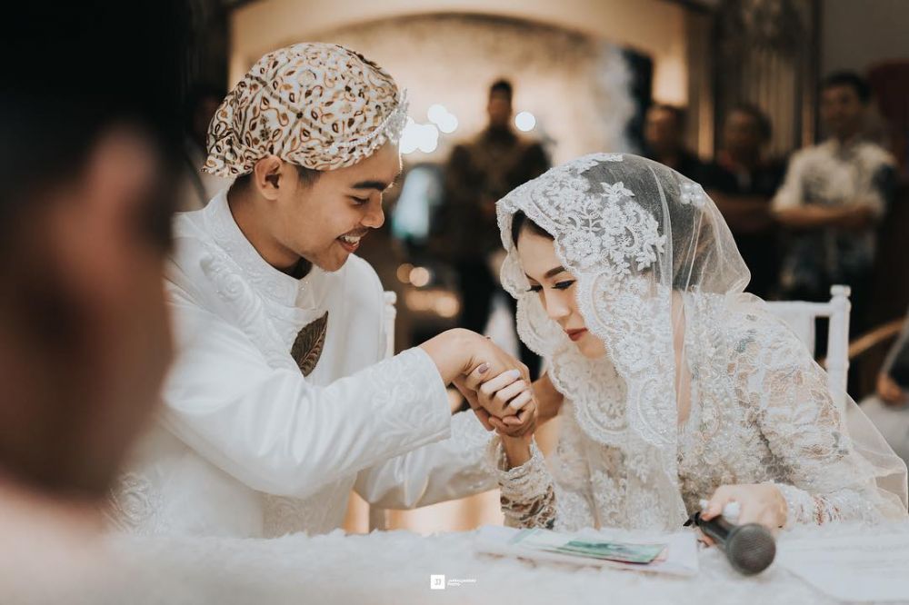 Beda gaya 8 pemain timnas di hari pernikahan, terbaru Syamsir Alam