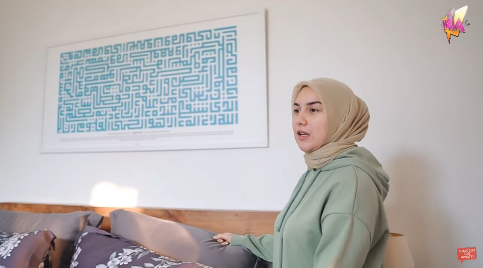 11 Potret kamar Irish Bella & Ammar Zoni di rumah baru, cozy