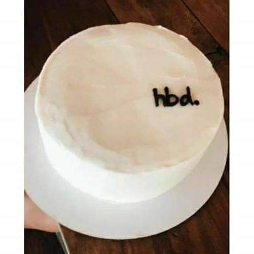 8 Desain kue ulang tahun ini absurd dan bikin senyum kecut