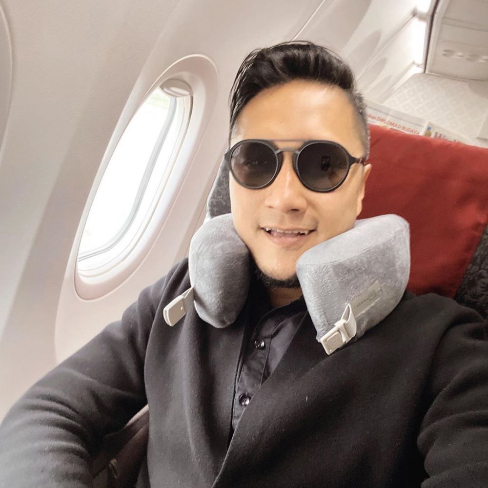 Ungkapan duka 7 artis atas meninggalnya ibunda Jokowi