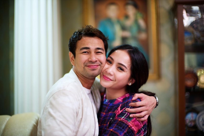 Ungkapan duka 7 artis atas meninggalnya ibunda Jokowi