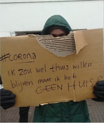 10 Potret tunawisma di tengah aturan social distancing ini bikin haru