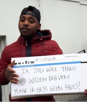 10 Potret tunawisma di tengah aturan social distancing ini bikin haru