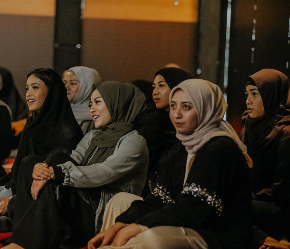 7 Momen kompak Rachel Vennya & Vicky Alaydrus, friendship goals