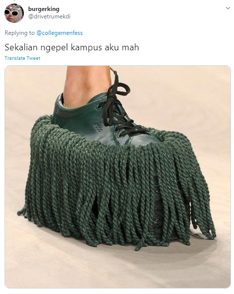 9 Cuitan lucu warganet pamer sepatu sekolah ini bikin kesal