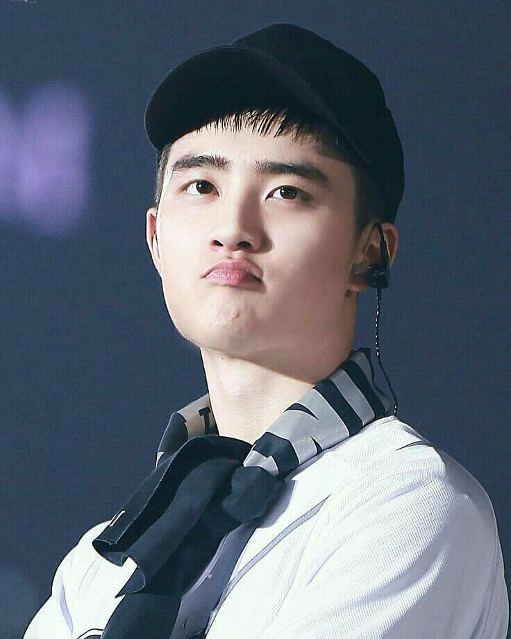 Atraktif & percaya diri di pentas, 10 idol K-Pop ini aslinya introvert