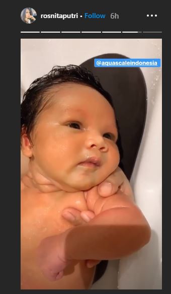 Lahirkan anak kedua, ini 7 potret buah hati Entin Dunia Terbalik