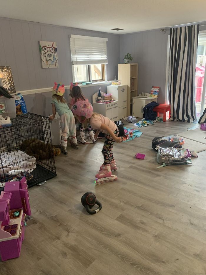 10 Potret repotnya kerja dari rumah ini suarakan isi hati orangtua