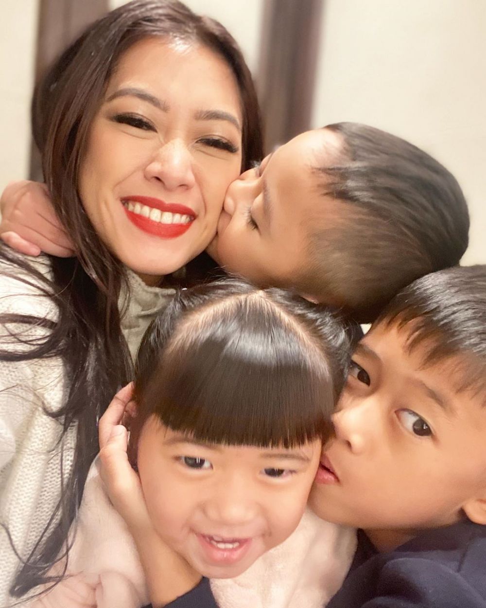 10 Potret terbaru Gayatri cucu SBY, makin mirip Ani Yudhoyono