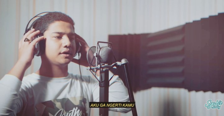 10 Gaya keseharian Syakir Daulay, penyanyi lagu Aisyah yang viral