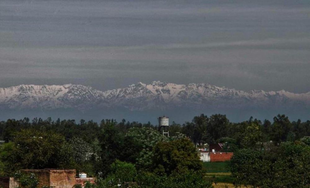 10 Penampakan puncak Himalaya saat India lockdown, tampak dari 230 km