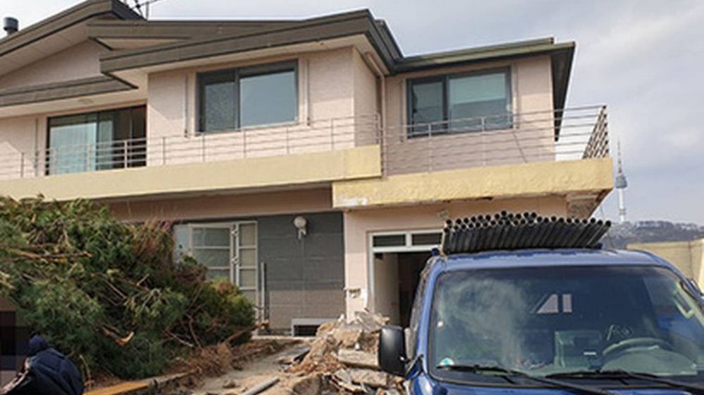 Potret rumah mewah Song Joong-ki & Song Hye-kyo yang dihancurkan