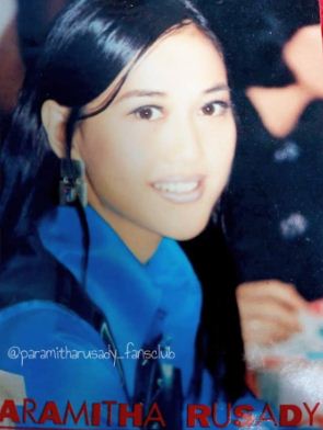 10 Potret lawas Paramitha Rusady, cantiknya awet