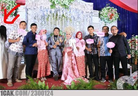 9 Momen nggak terduga di pesta pernikahan ini bikin geleng kepala