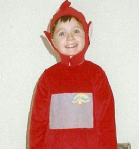 10 Potret personel One Direction saat belia, imut pol