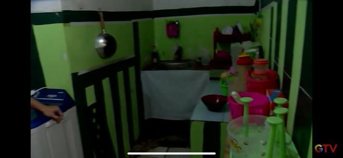 9 Potret kontrakan rumah petak yang dihuni istri Deddy Dores