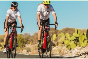 4 Manfaat bersepeda untuk perut, efektif dan nggak ribet
