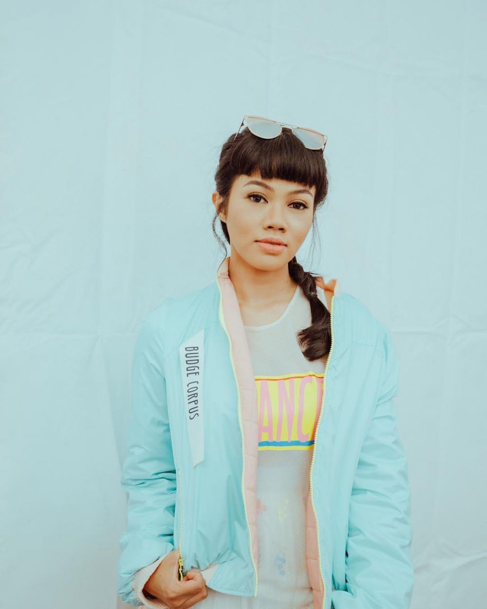 10 Gaya rambut Yura Yunita dari keriting hingga lurus, memesona