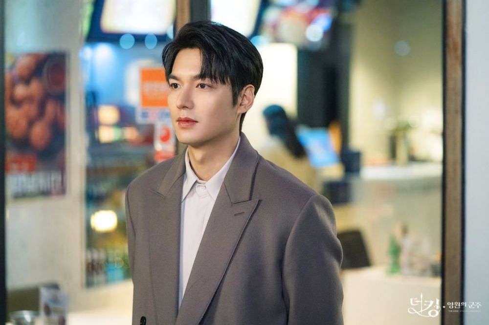 Punya aura tajir, 5 aktor Korea ini langganan jadi orang kaya