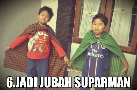 9 Cara pakai sarung ala warga +62, lucunya bikin ngangguk setuju