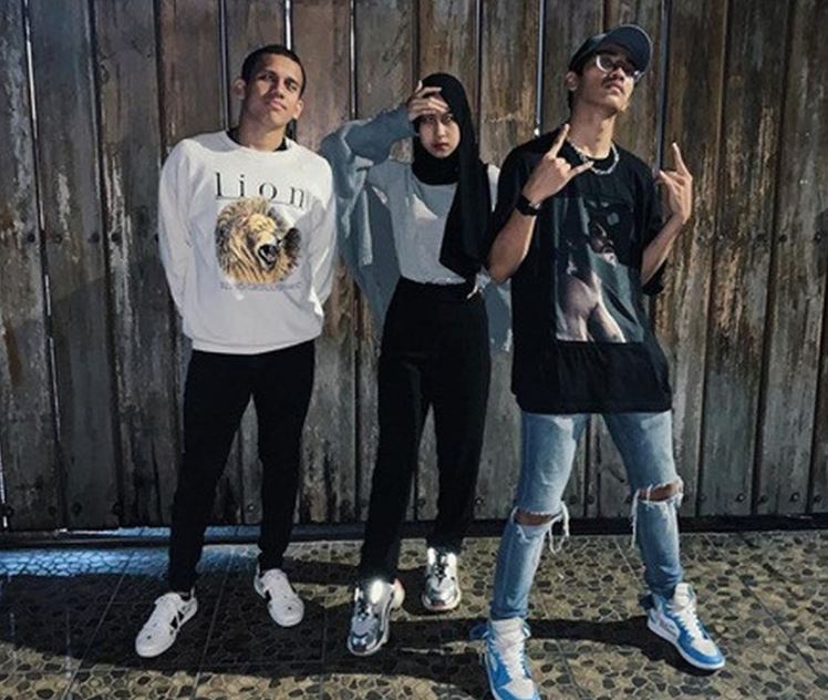 6 Potret kompak Abidzar dan Adiba, anak Uje yang curi perhatian