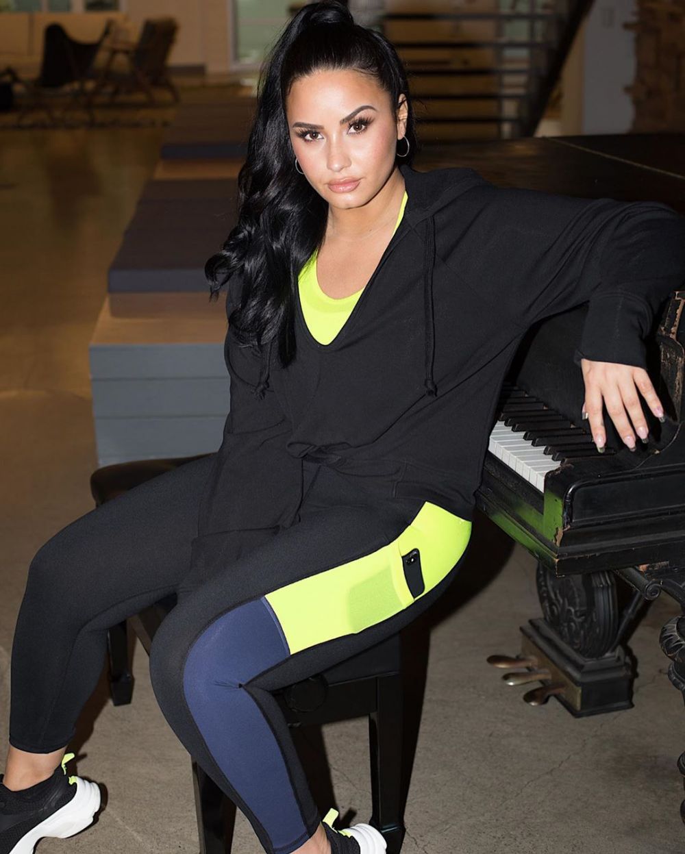 Rachel Vennya & 5 artis idap bipolar, perjuangannya bikin salut