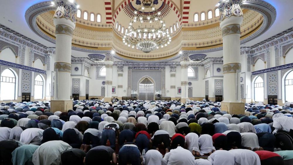 Niat sholat tarawih dan 5 keutamaannya di bulan Ramadhan