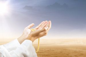 Doa mohon selamat dunia dan akhirat, bacaan Arab, latin, & artinya