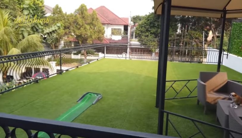 4 Pengakuan Iis Dahlia soal cicilan rumah mewah Rp 250 juta/bulan