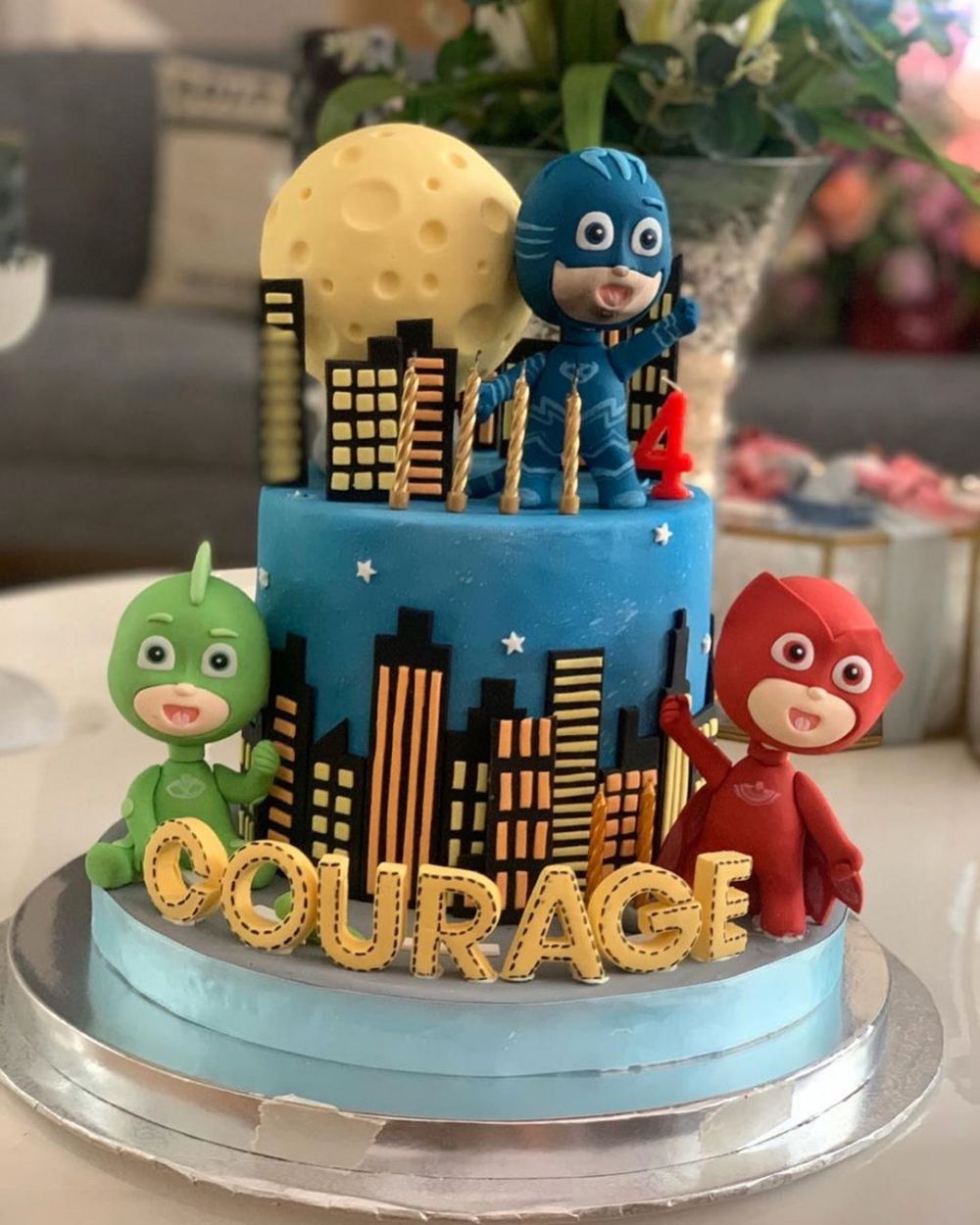 8 Momen perayaan ulang tahun anak Melaney Ricardo, bertema IronMan