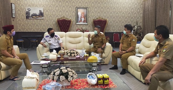 8 Potret penampakan ruang kerja Pasha Ungu, fasilitas komplet