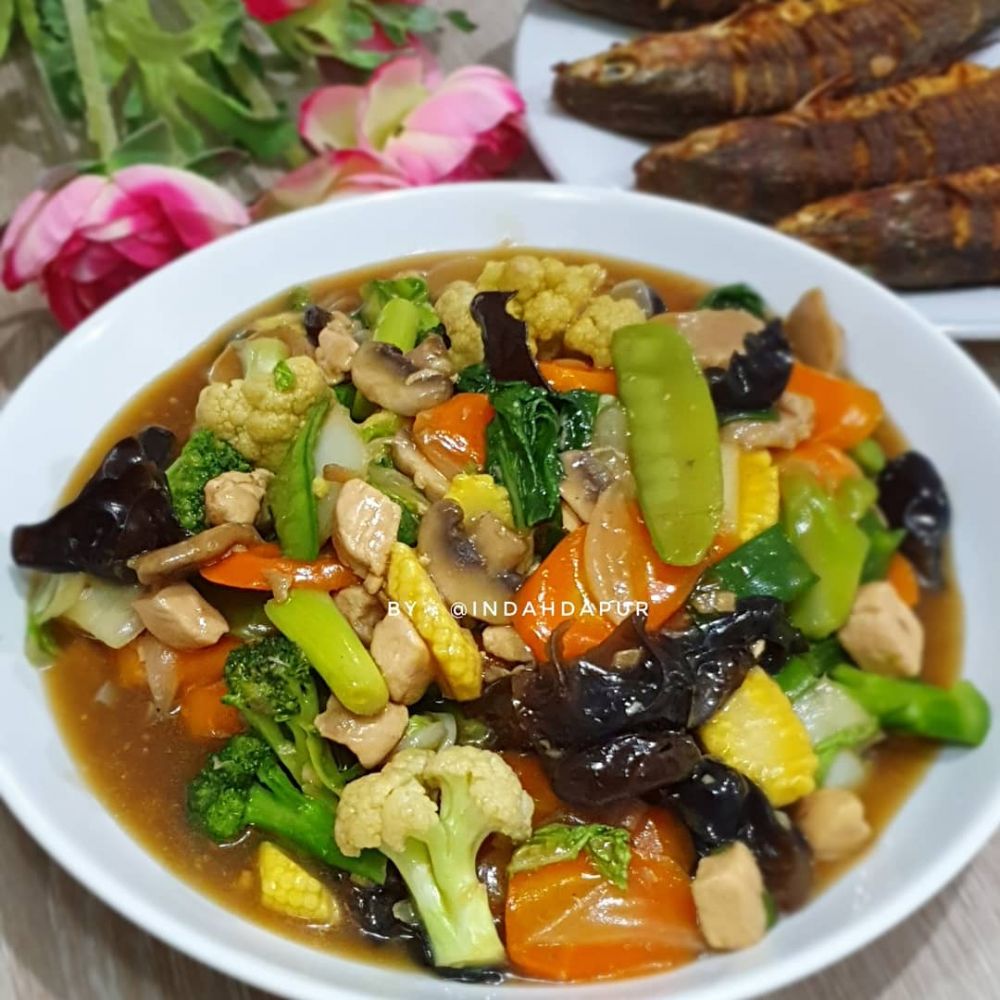 17 Resep makanan sehat buka puasa Ramadhan, lezat & praktis