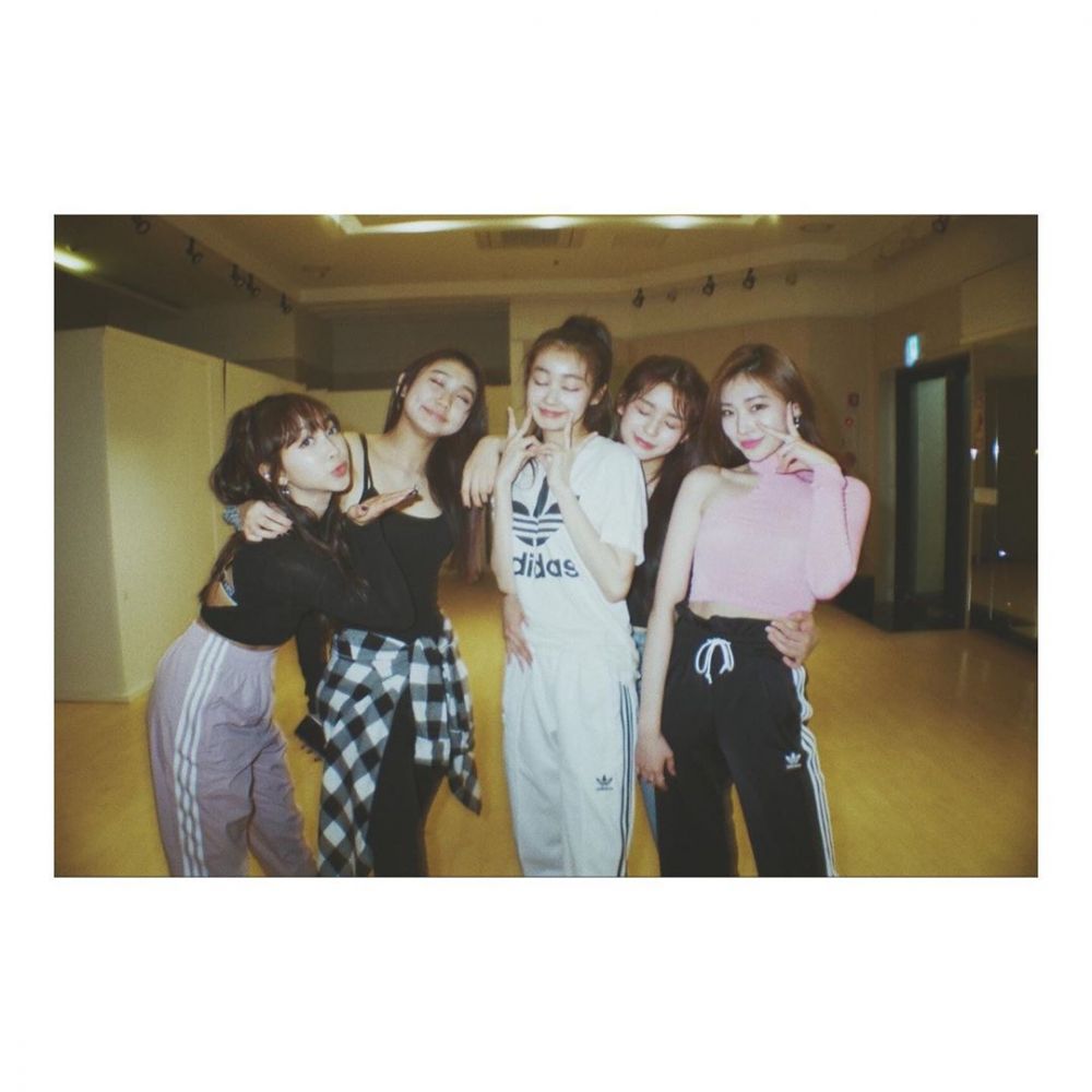 9 Potret Dita Karang, member K-pop asal Indonesia yang segera debut